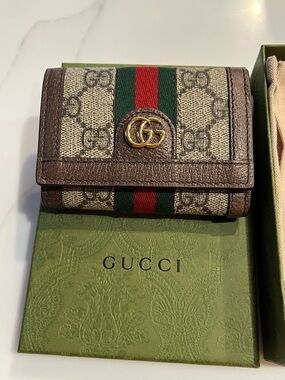 BNWT Gucci small wallet
